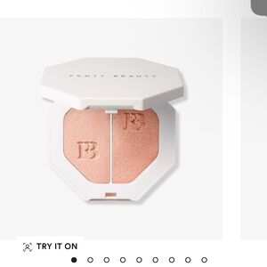 Fenty Beauty Dual-Pan Highlighter — Girl next door & Chic Freak